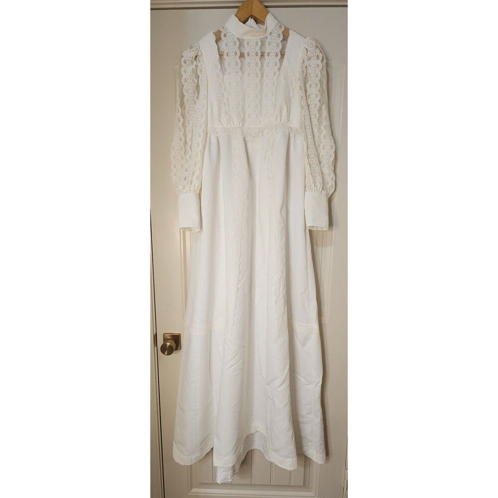 Vintage Wedding Dress and Lace Veil, High Neck Victorian, Long Lace Sleeves Vtg
